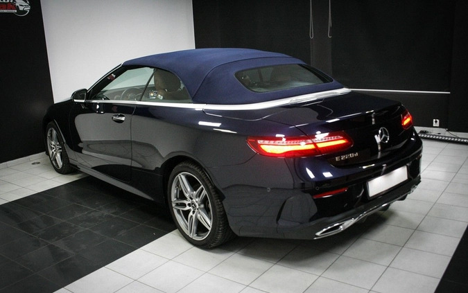 Mercedes-Benz Klasa E cena 175900 przebieg: 11000, rok produkcji 2018 z Bisztynek małe 211